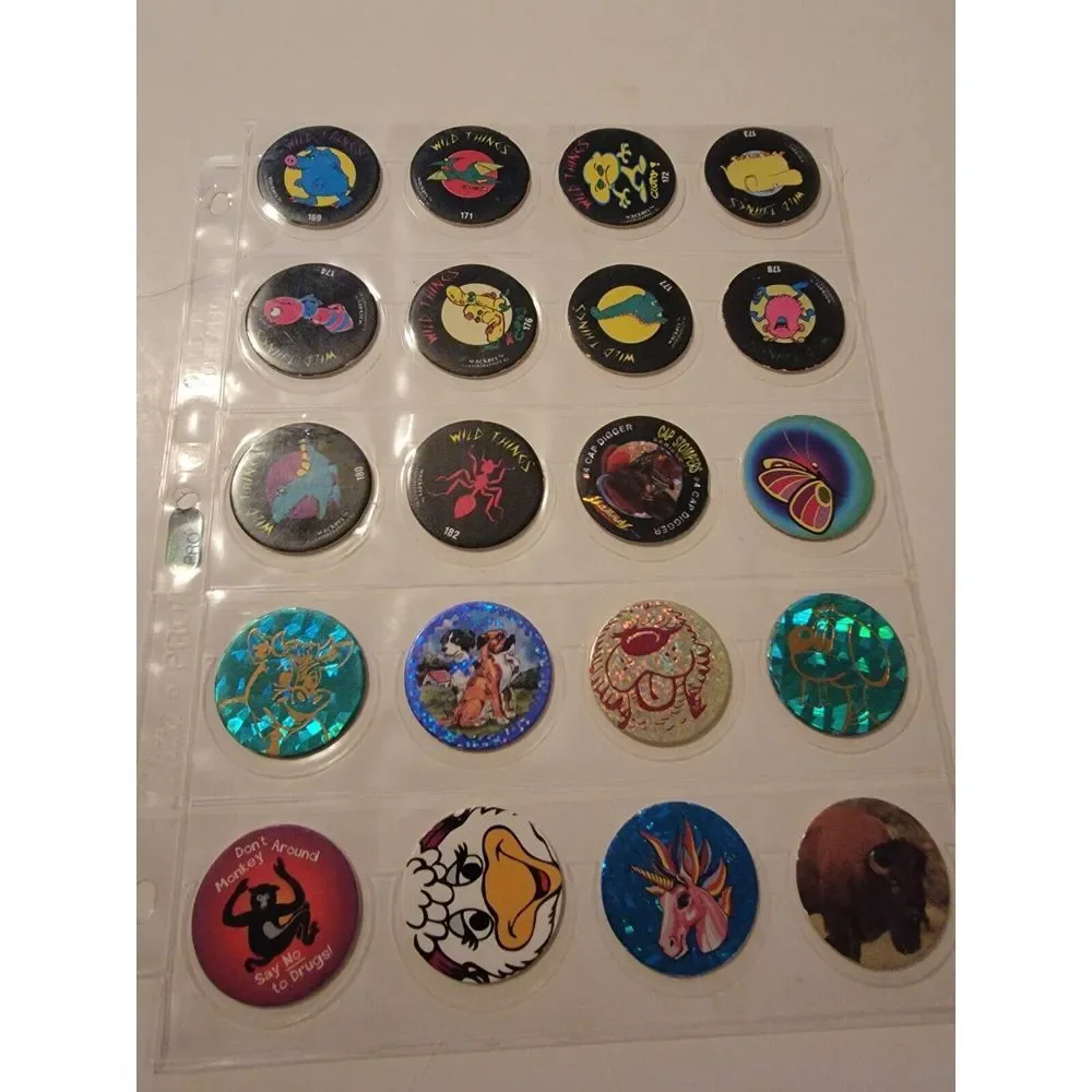 Lot Of 20 Vintage POGs Misc. Wild Things Insects Wildlife Animals Monkey Dogs‎