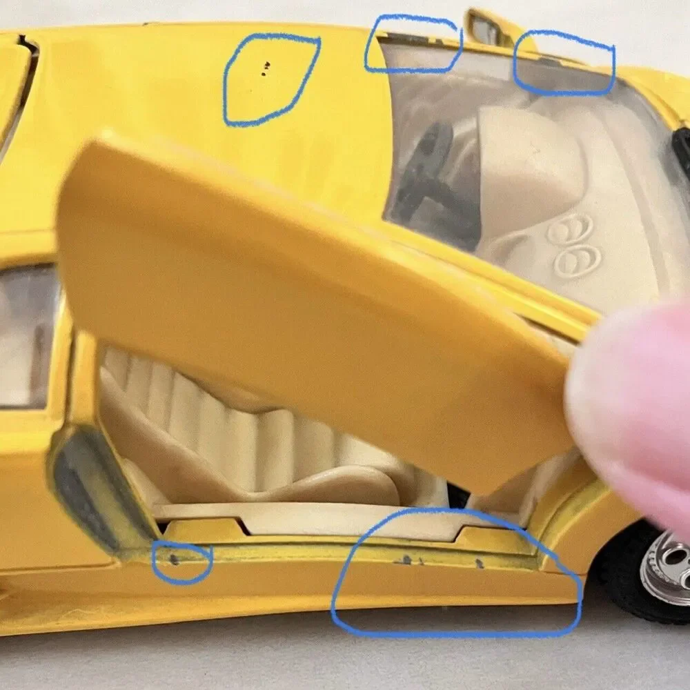 Bburago Lamborghini Diablo 1990 Collection Diecast Model Car 1/24 Yellow Italy
