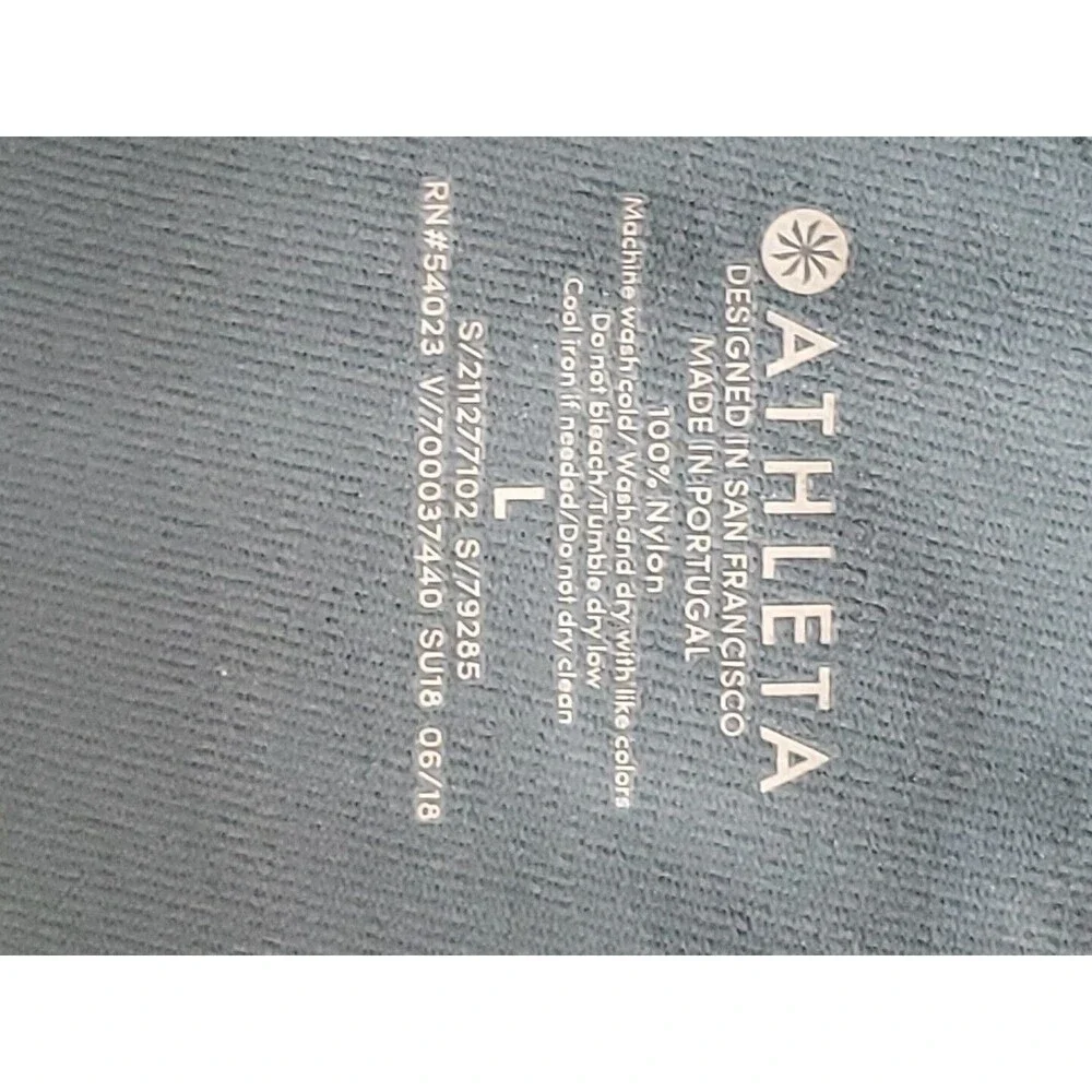 Athleta athletic material bg4