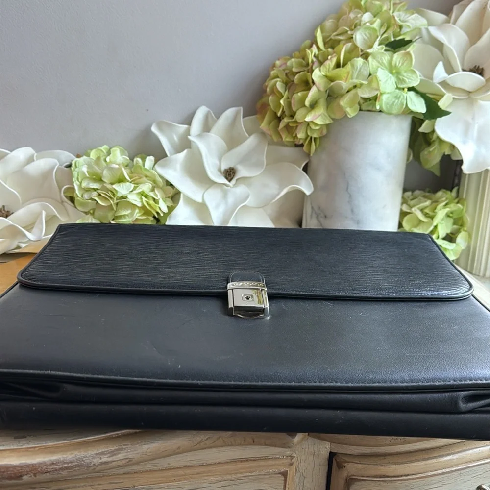 Bosca good preowned