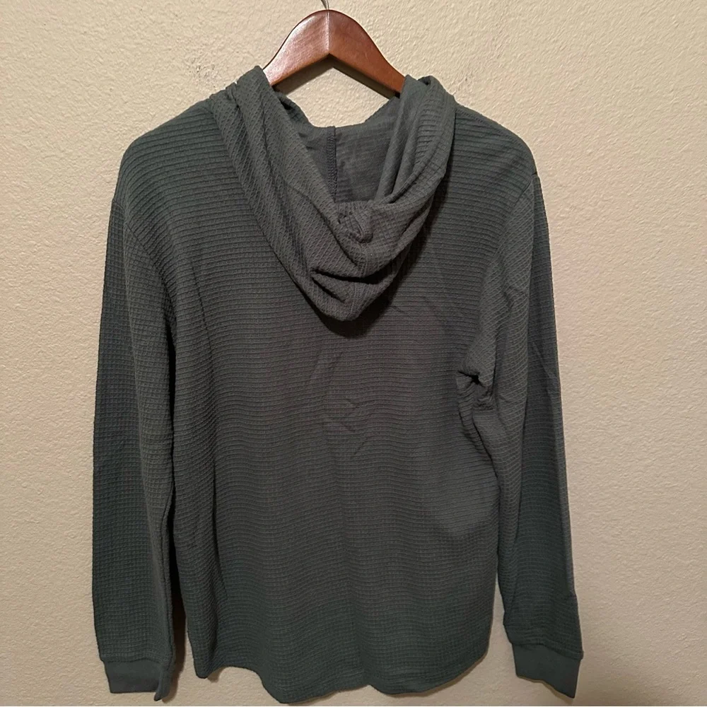 Marine Layer size small