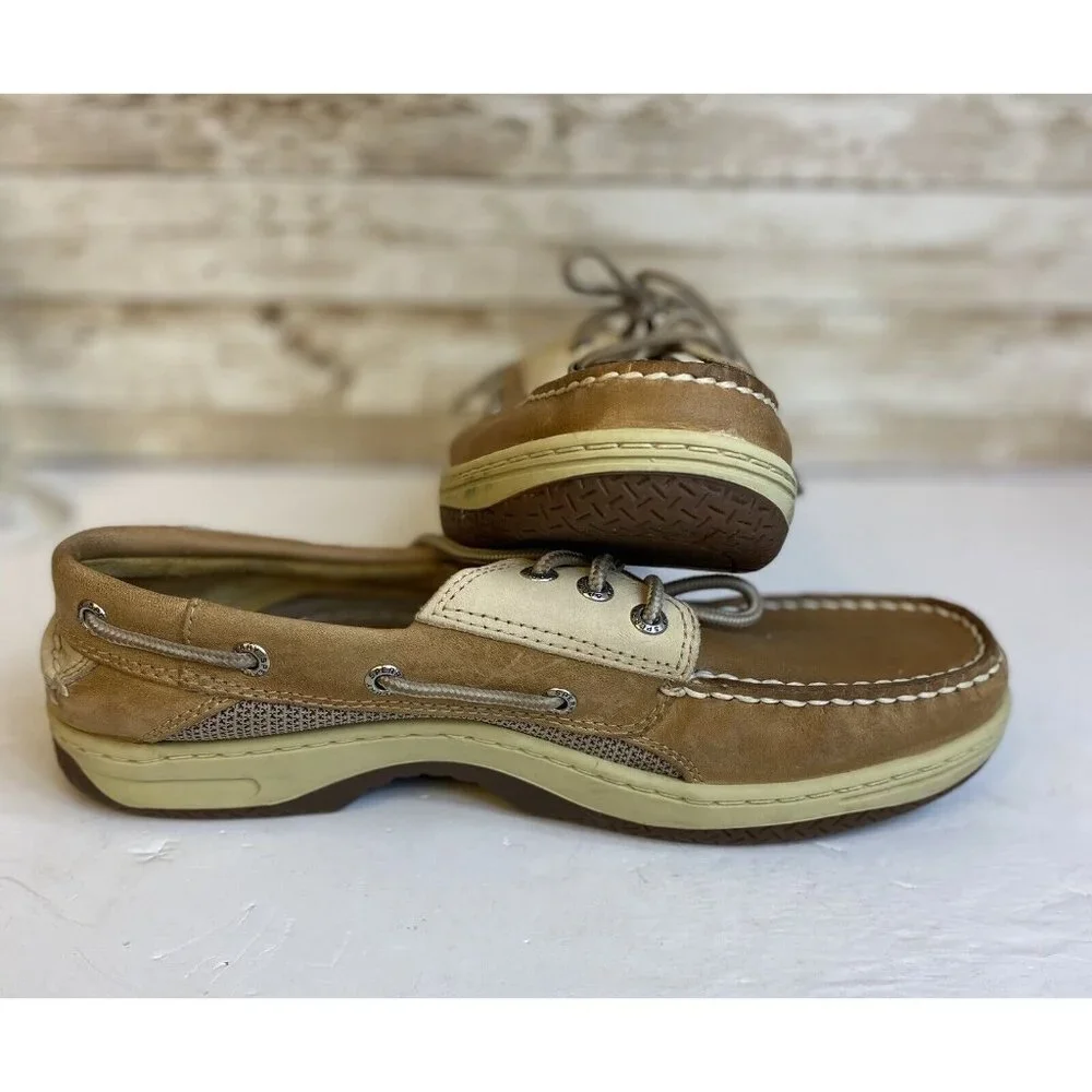 Sperry mens top