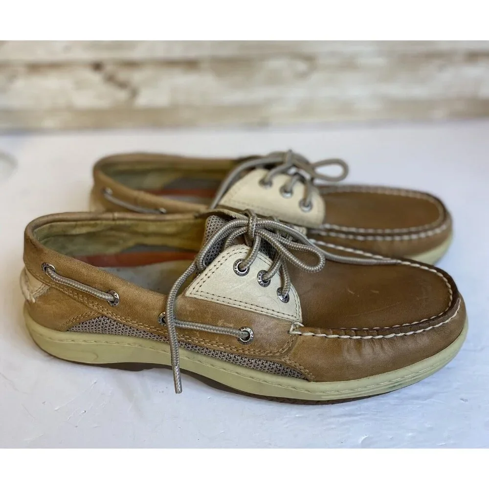 Sperry mens top