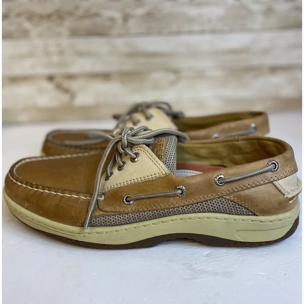 Sperry mens top