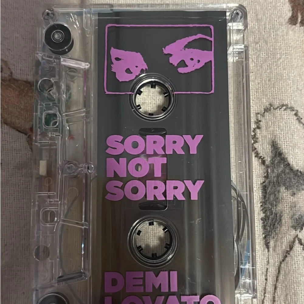 N/A demi lovato