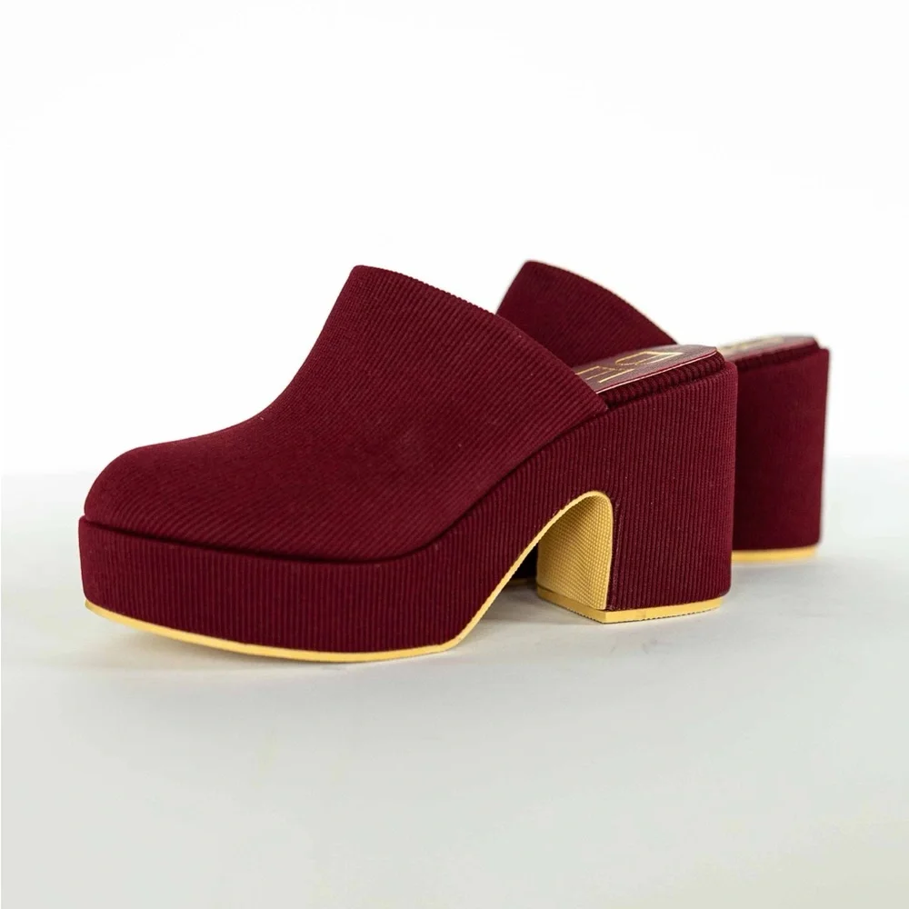 Beach by Matisse Jayde Burgundy Heels
