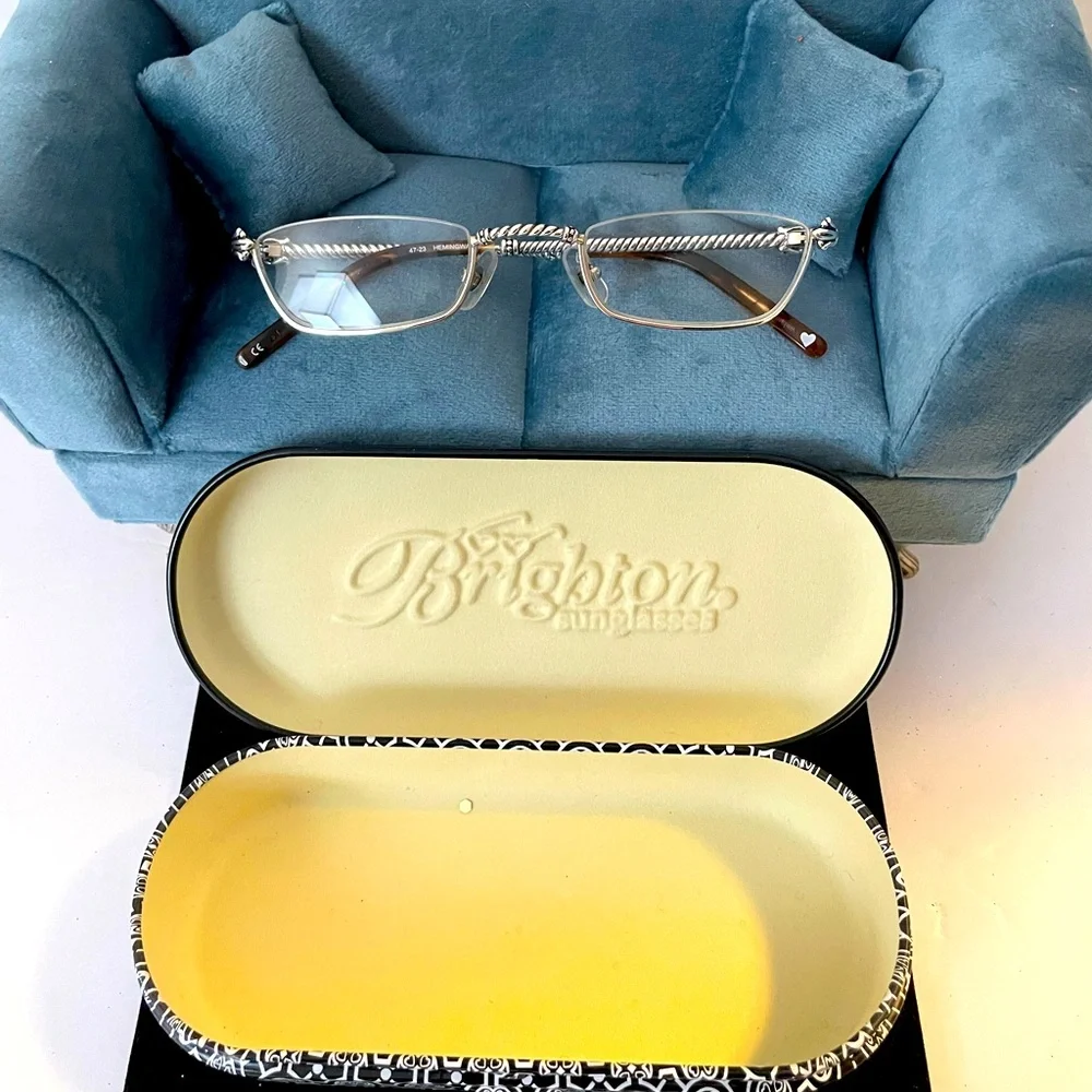 Brighton Hemingway 1.0 Readers with Metal Case