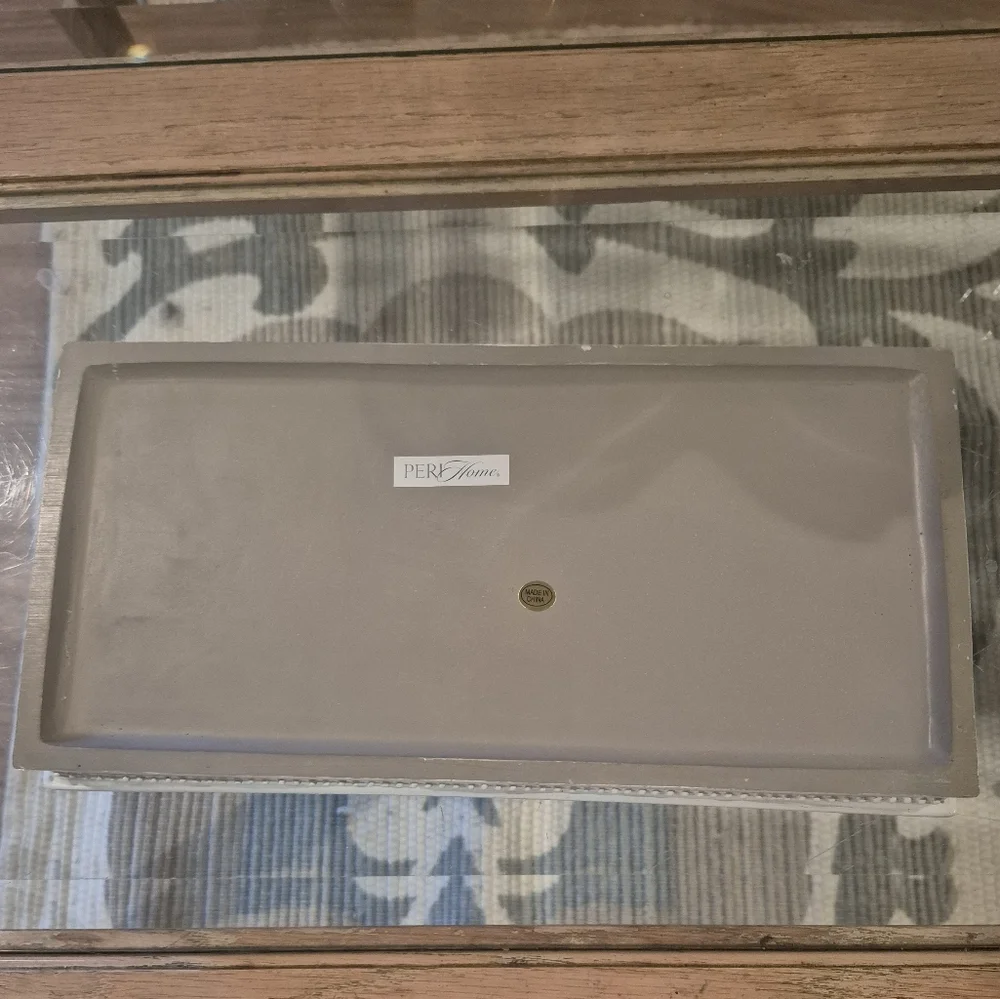 peri home white home