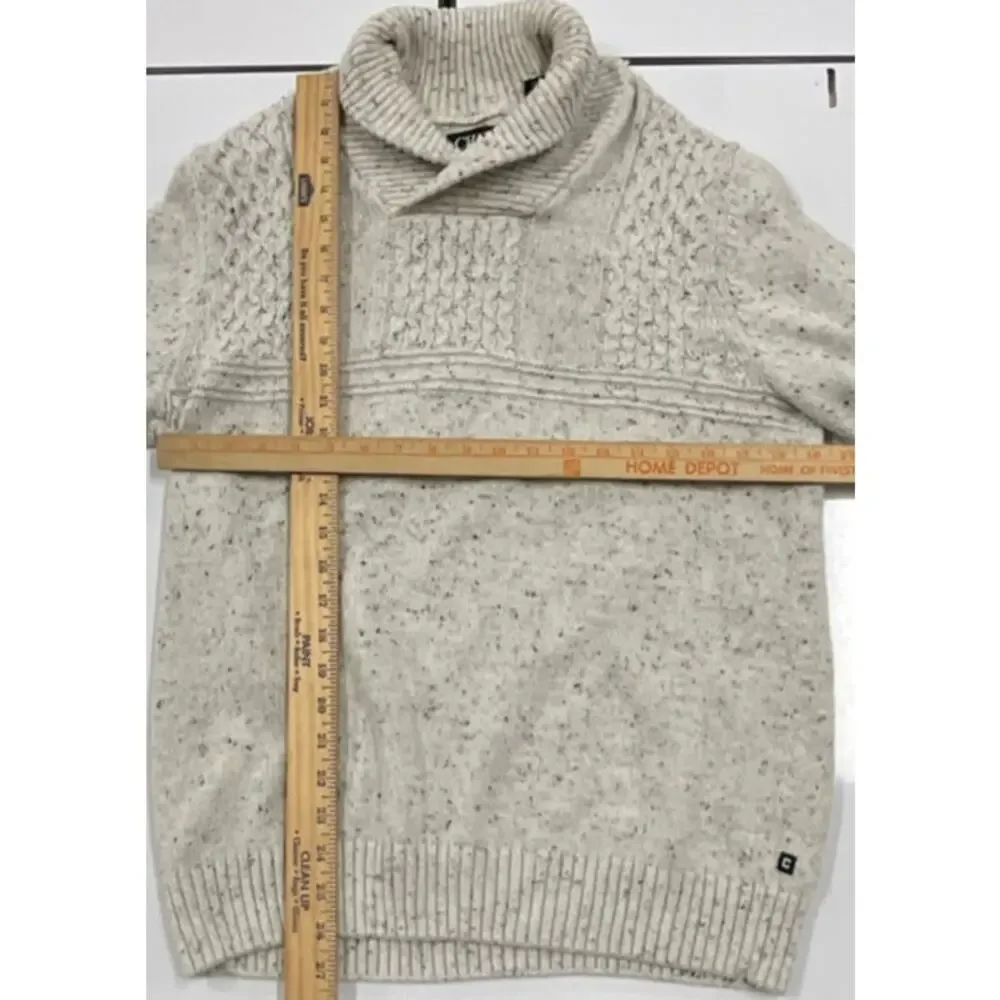 Chaps signs neckline