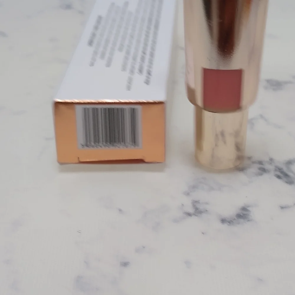 Iconic London Sheer Blush Rose New in Box