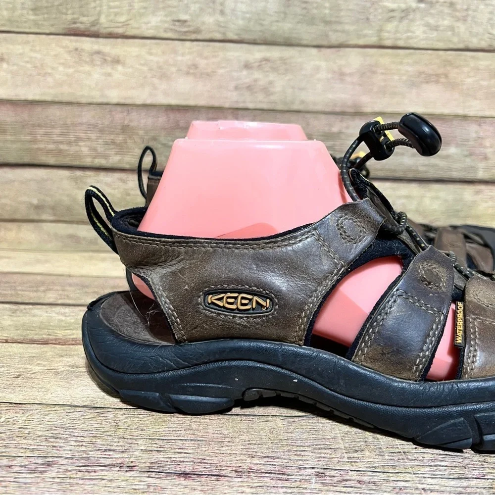 Keen Newport H2 Brown Leather Sandals