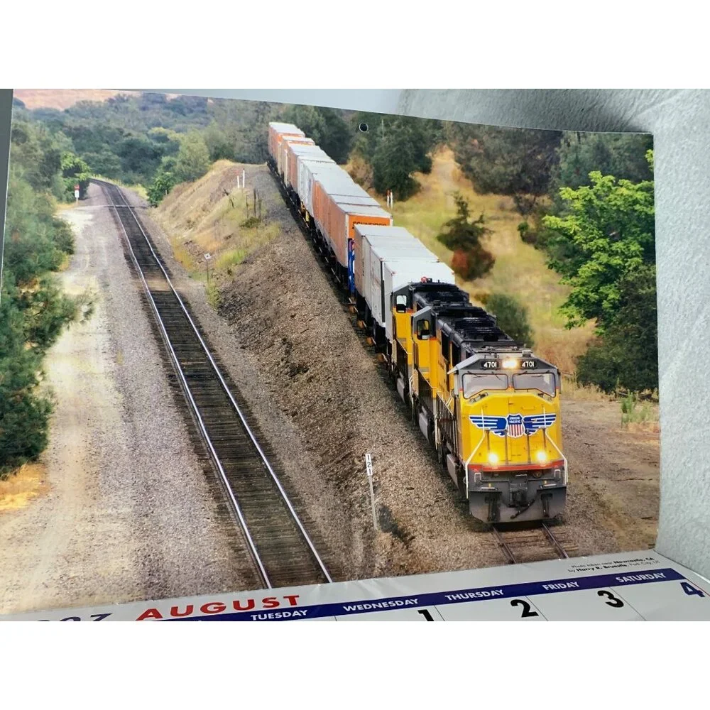 Union Pacific 2007 Train Locomotive Calendar Collectible Vintage Railway Photogr