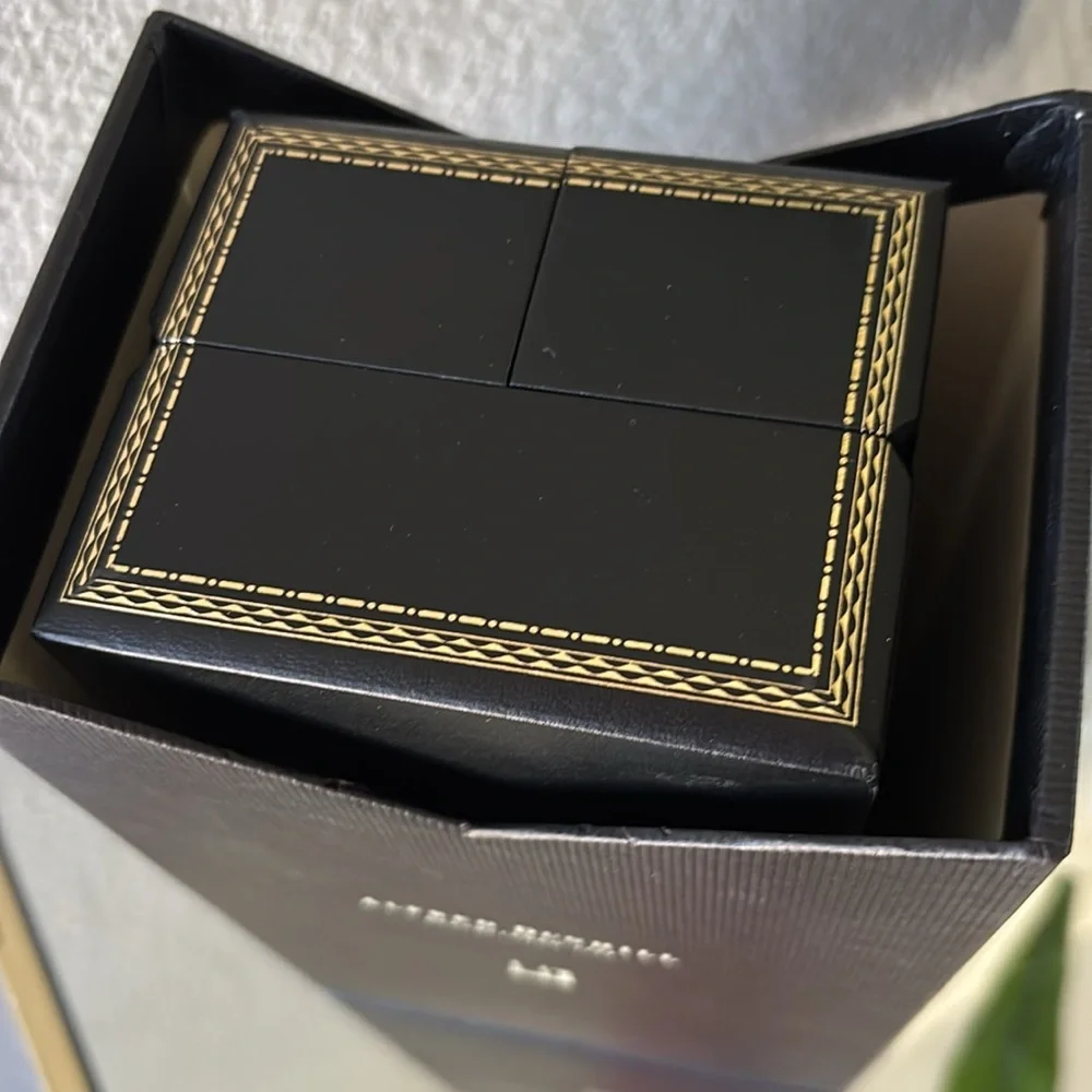 Alfred Dunhill Vintage watch box. In good used condition