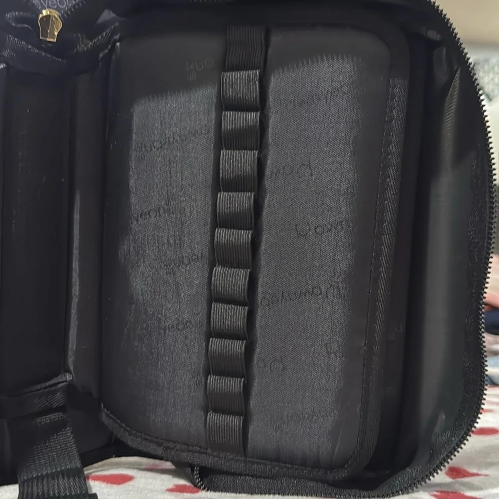 Rownyeon organizer case