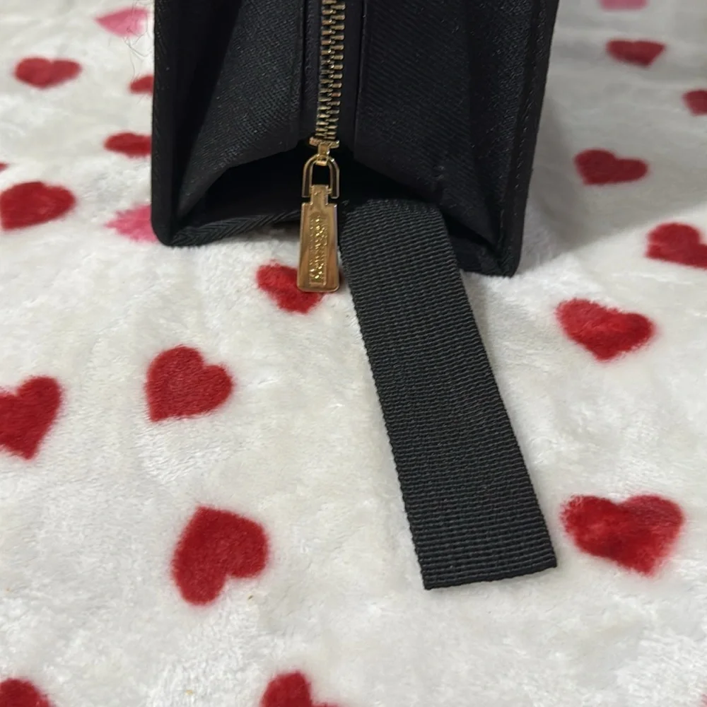 Rownyeon organizer case