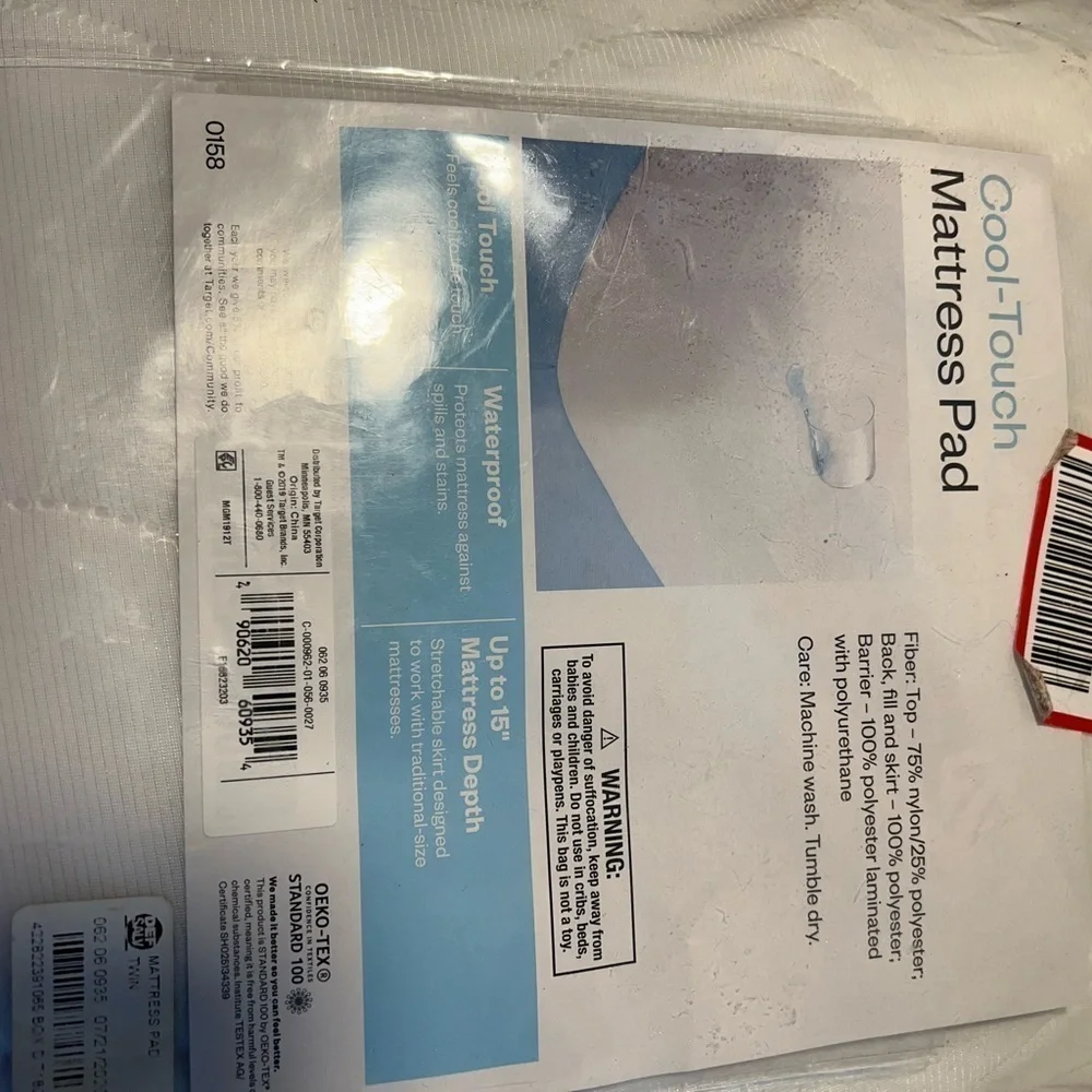 Room Essentials Cool Touch Mattress Pad Twin size