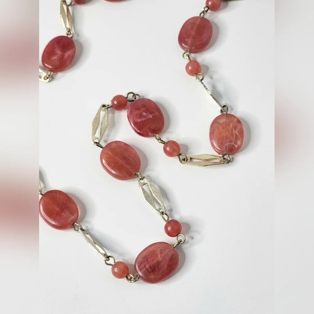 N/A pink lucite