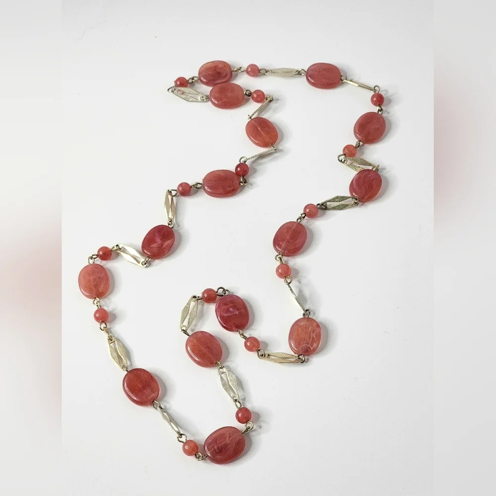 N/A pink lucite
