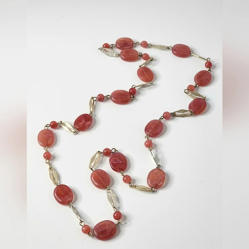 N/A pink lucite