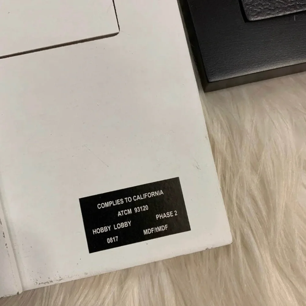N/A dog pillow