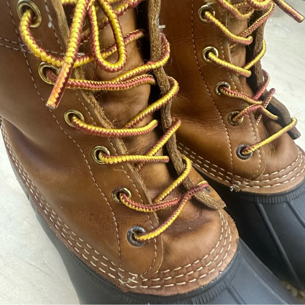 L.L. Bean bean duck