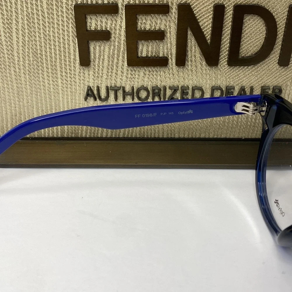 Fendi demo lens