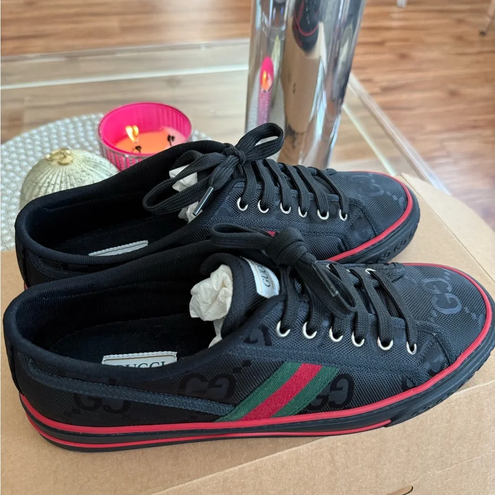 Gucci tennis shoes