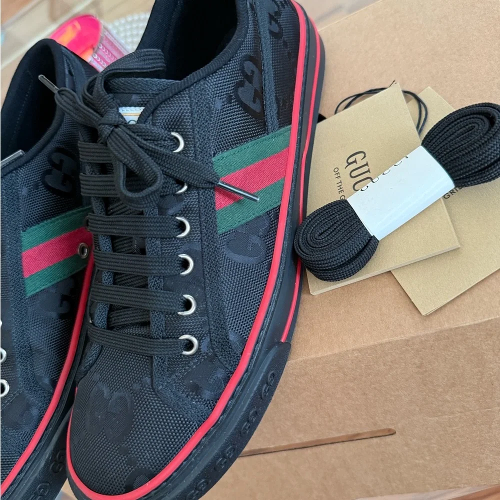Gucci tennis shoes