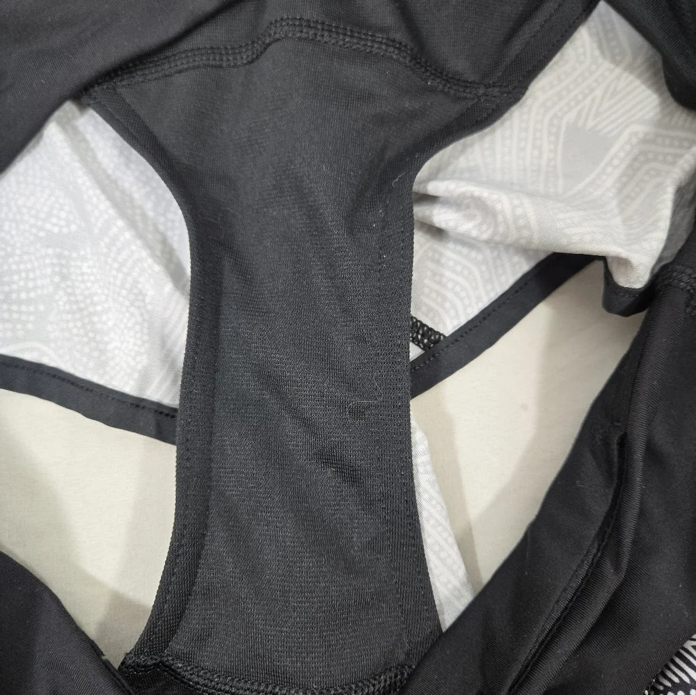 lululemon athletica top pocket card
