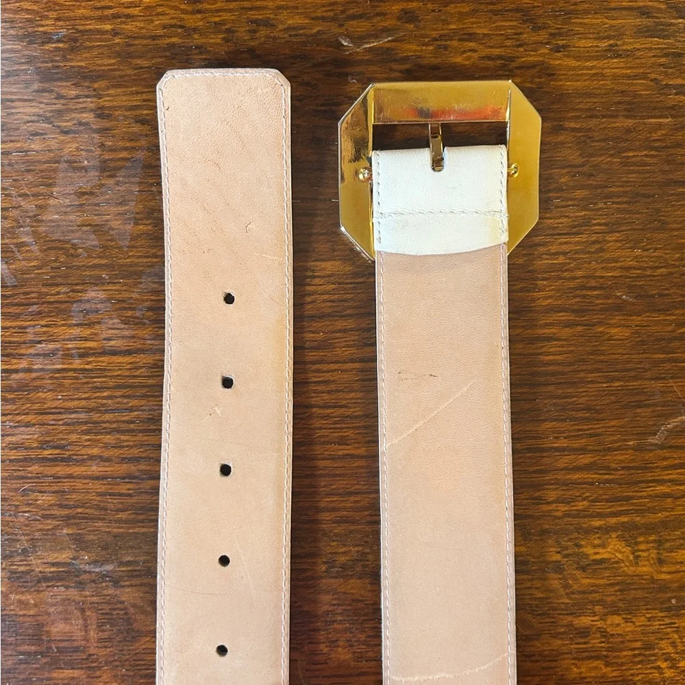 Liz Claiborne Cream Belt with Gold & Silver Tone Buckle Made in Taiwan Size S