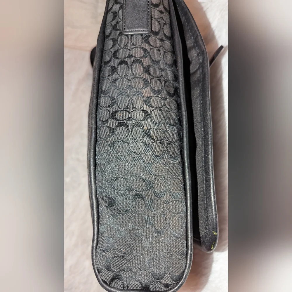 Coach signature men
