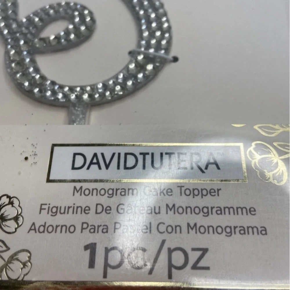 David Tutera pet package topper