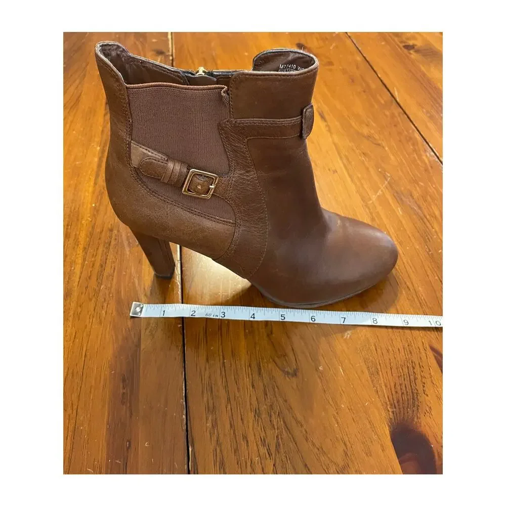 Rockport Ladies Heeled Ankle Boots Brown Designed in Italy Size 7.5 AdiPrene
