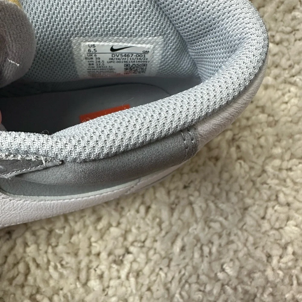 Nike these shoes