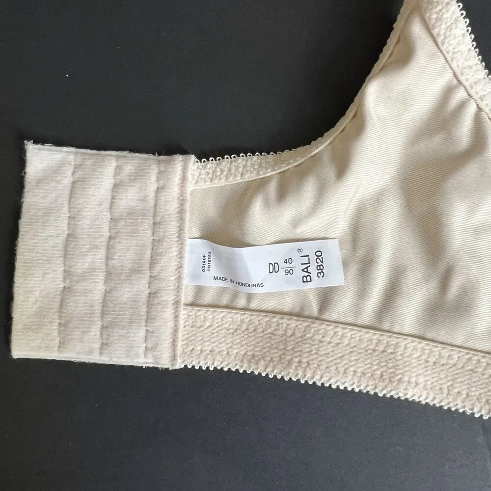 Bali Women's 40DD Double Support Wireless Full Coverage Beige Bra 3820