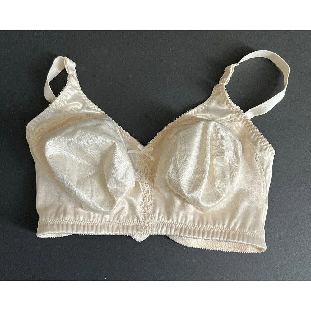 Bali Women's 40DD Double Support Wireless Full Coverage Beige Bra 3820