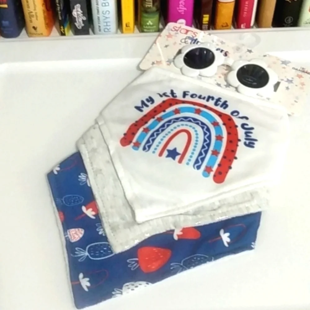 STARS & DREAMERS GIRL'S JULY 4TH SUNGLASSES AND BANDANA BIBS 4 PIECE SET NWT