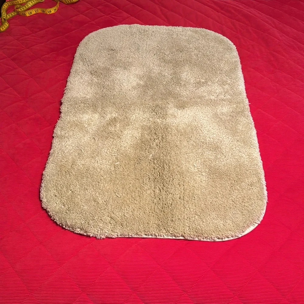 Source Unknown plush bath