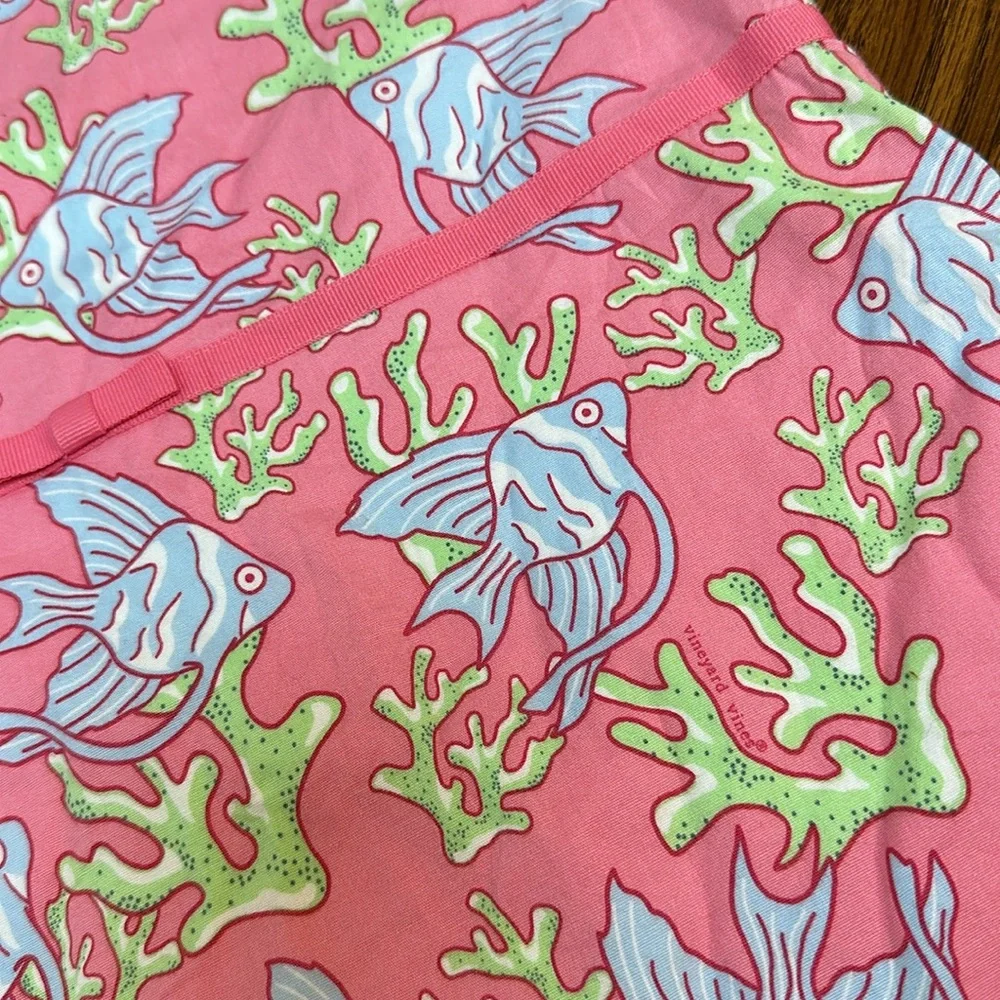 Vineyard Vines shown vineyard
