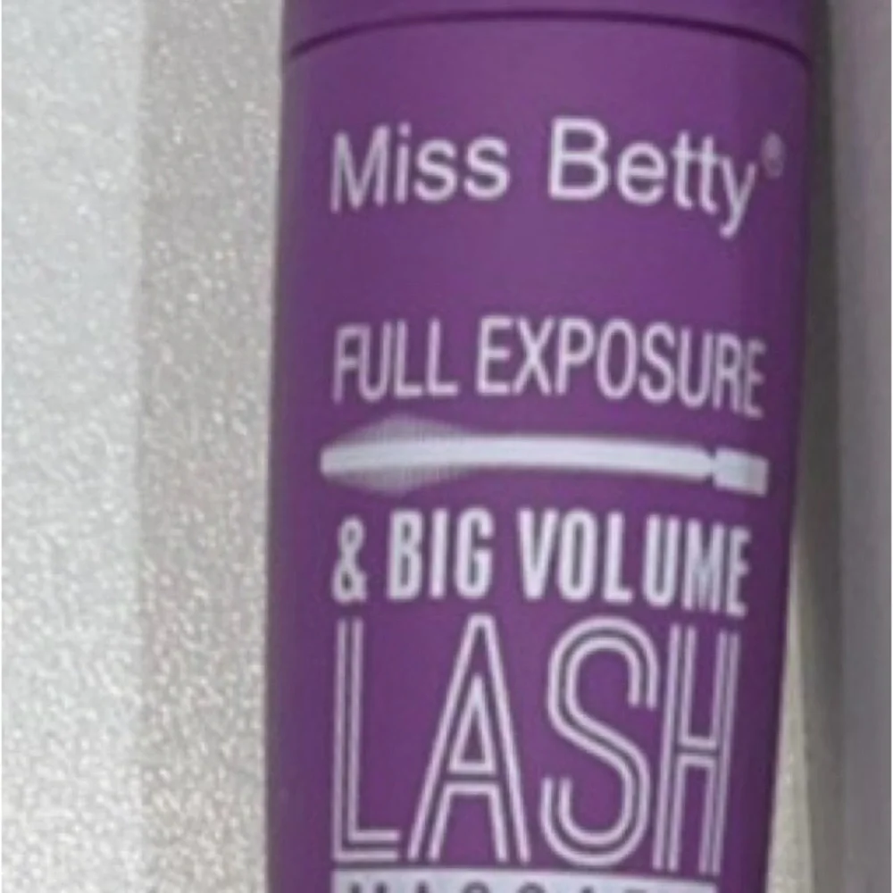 BRAND NEW Miss Betty Black Full Exposure and Bg Volume LASH Mascara NIB
