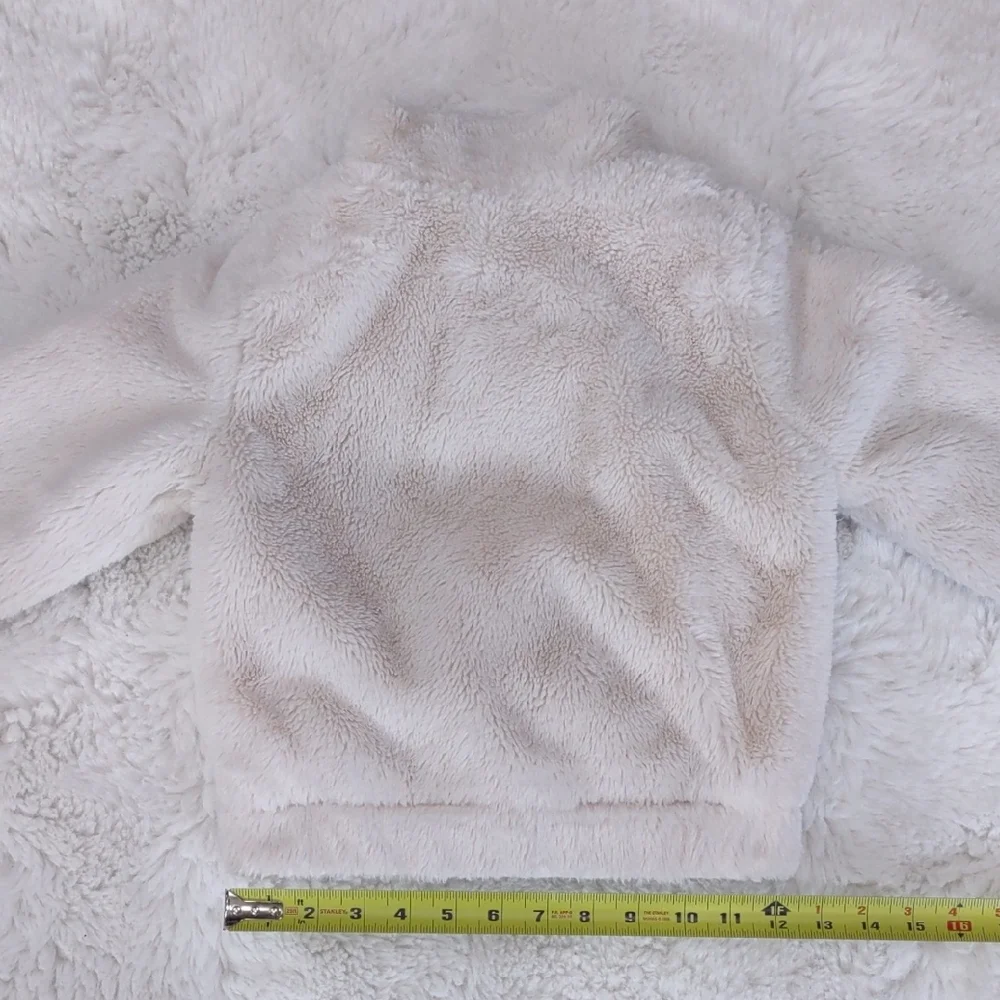 Nike cozy cream
