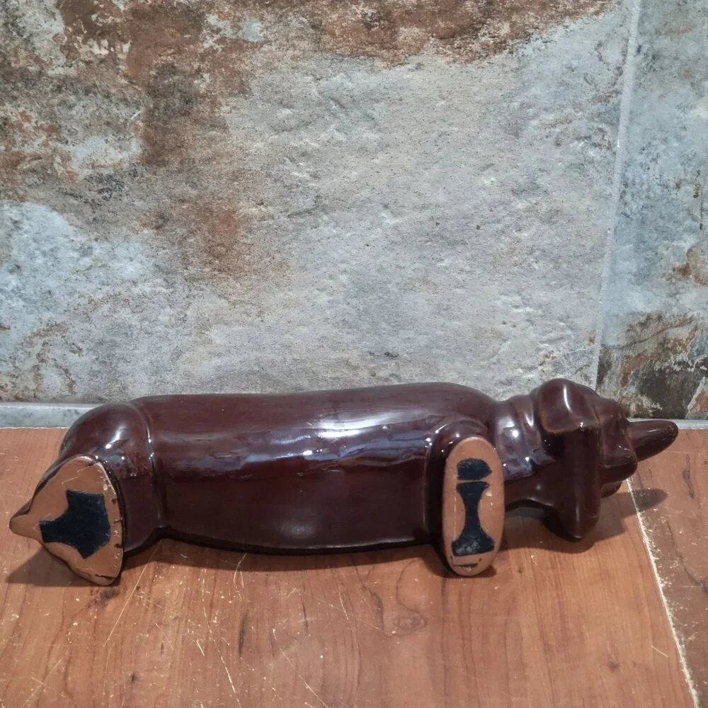 N/A vintage dachshund