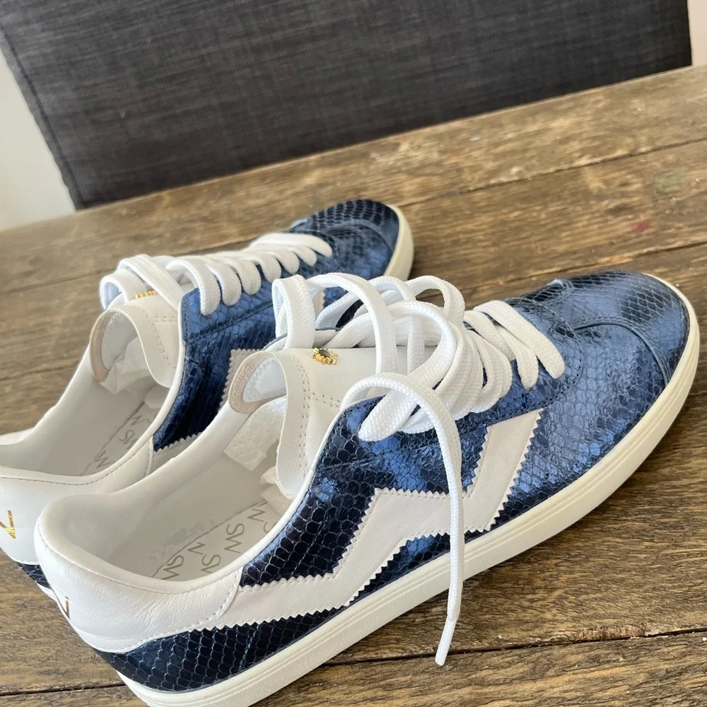 Stuart Weitzman stuart weitzman