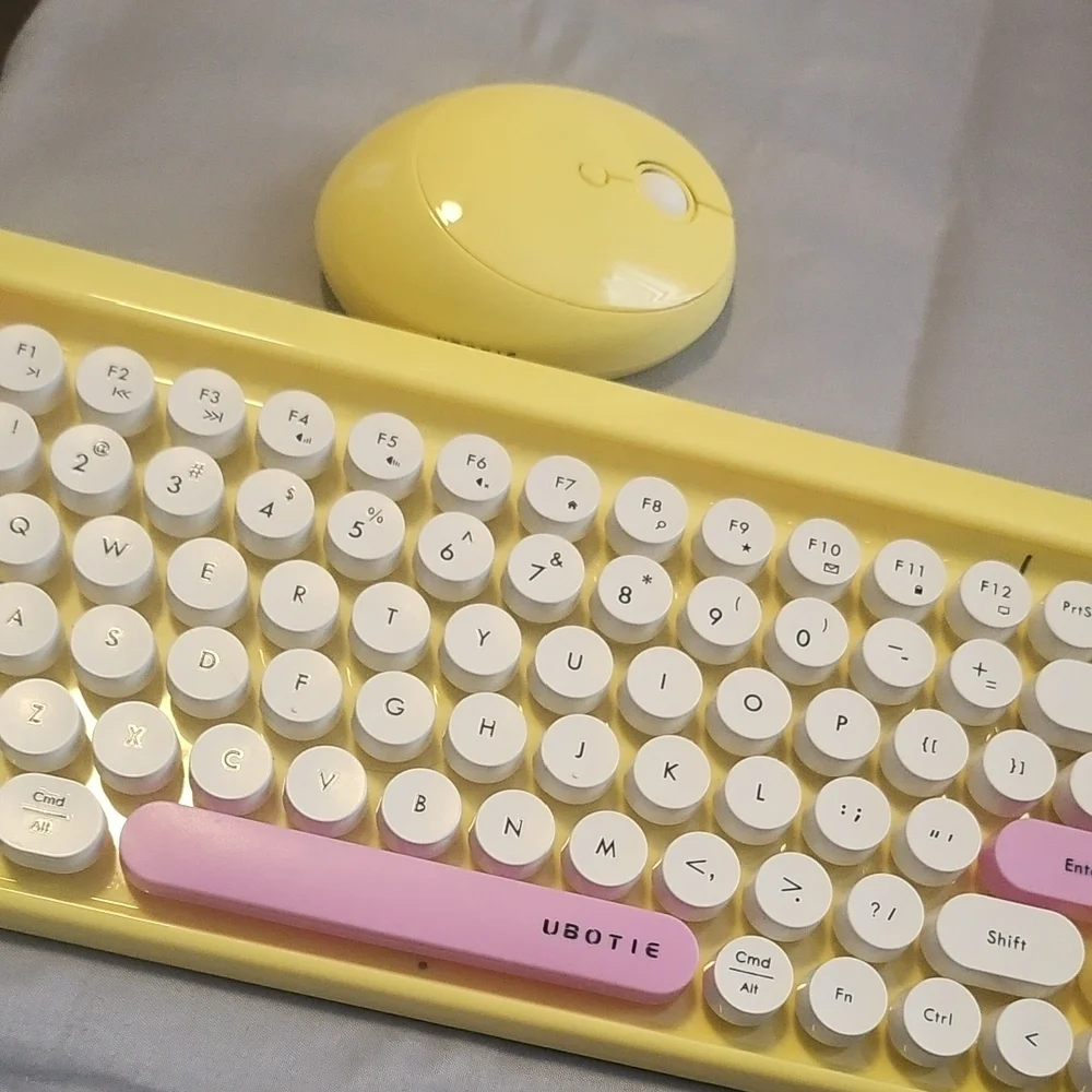 Yellow and Pink Mechanical Keyboard and Mouse Set Now FIRM- FOUND MISSING GRIP
