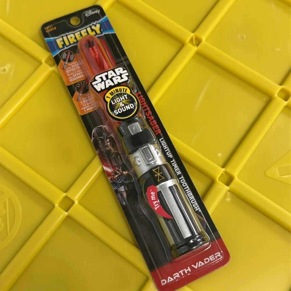 🚀🚀Starwars Lightsabers Light & Sound Toothbrushes🚀🚀