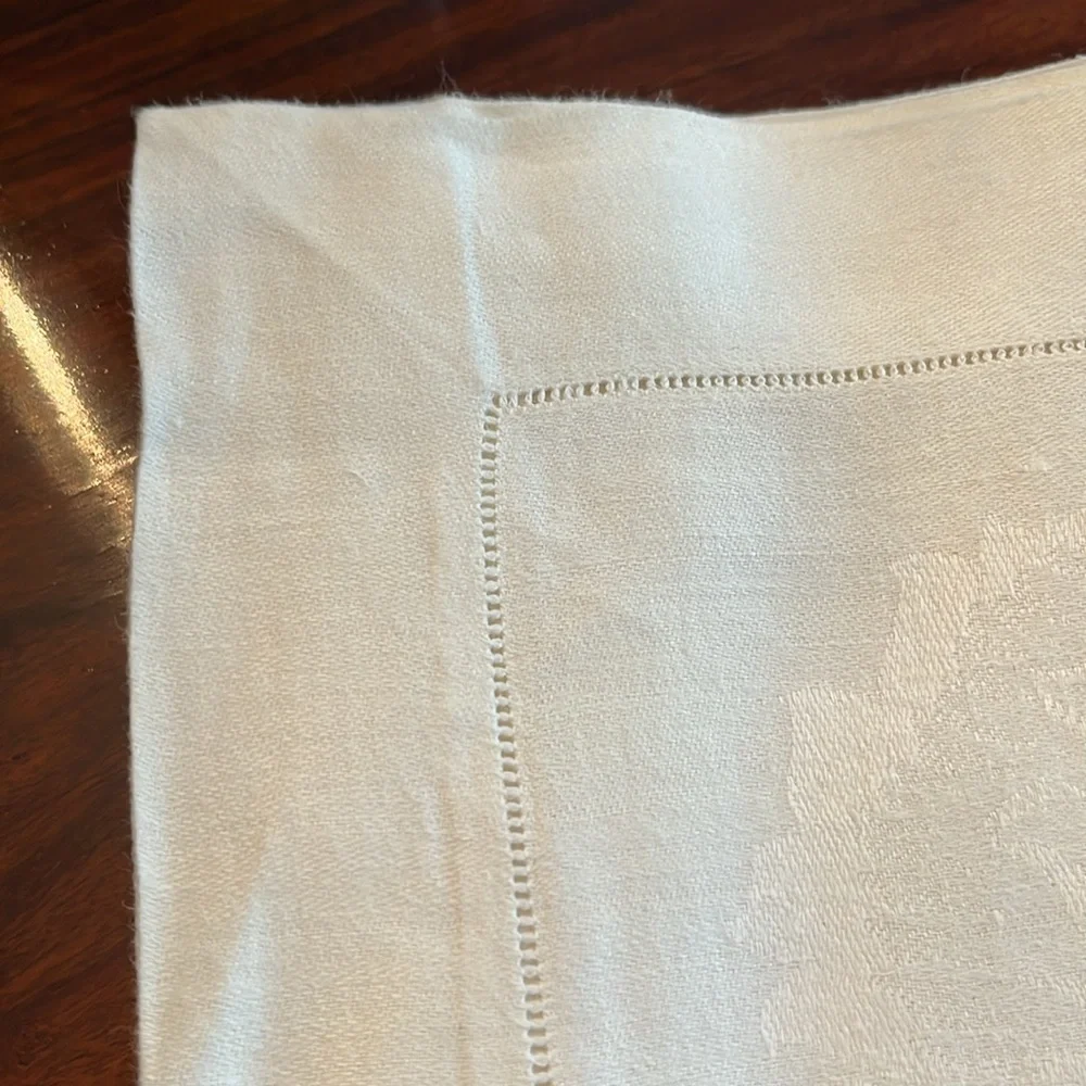Vintage never used Elegant Cream linen damask Floral Tablecloth