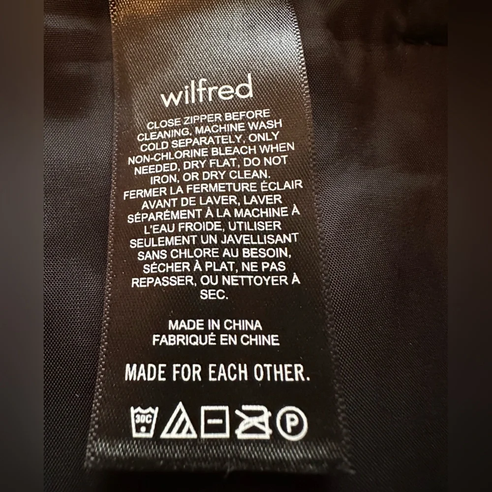 Aritzia Wilfred The Melina vegan leather black 6 high waisted straight leg pants