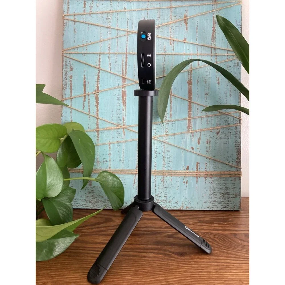 LUME CUBE VIDEO CONFERENCE LED LIGHT WITH TRIPOD (USB -C CHARGE) 2 Tone Light