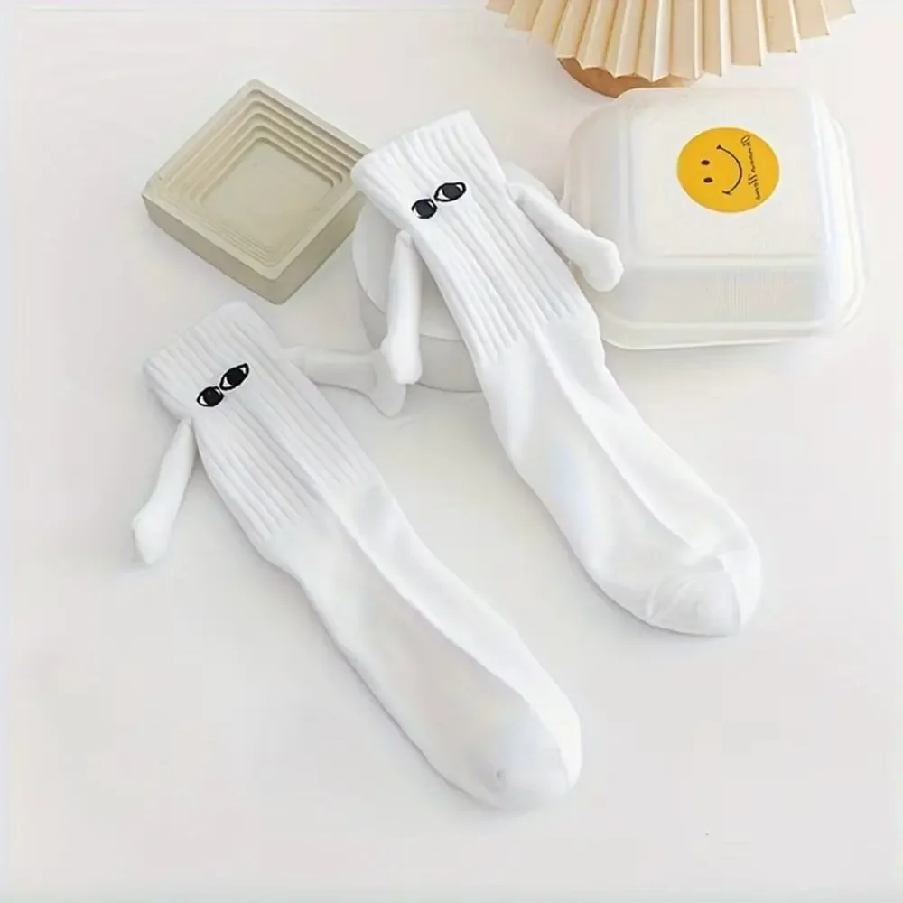2 Pairs Magnetic Holding Hands Socks Funny Gift Unisex White NEW