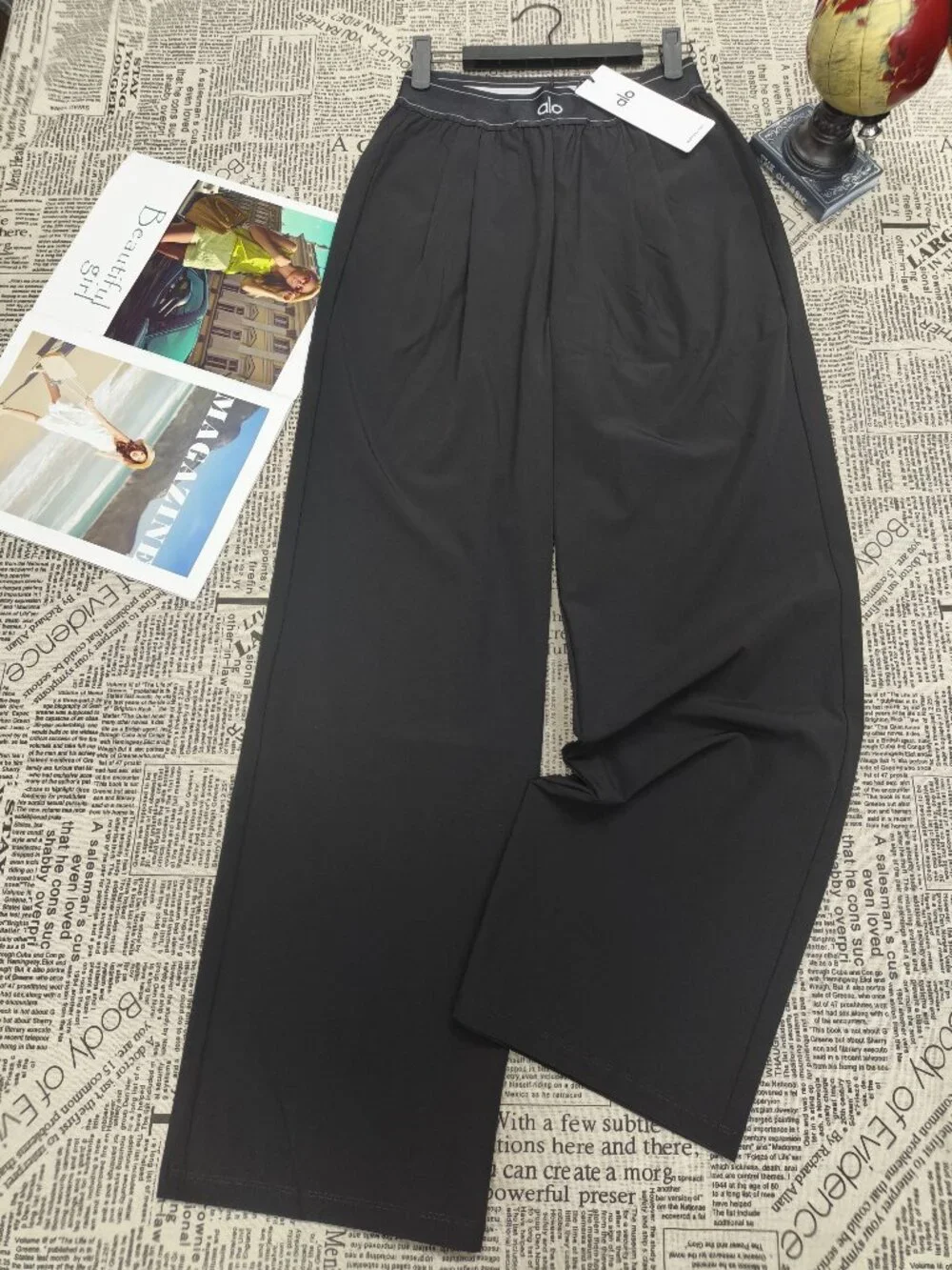 Black ALO Yoga Casual Pants NWT Regular 30-inch😎Travel Work Everyday💥Size XS